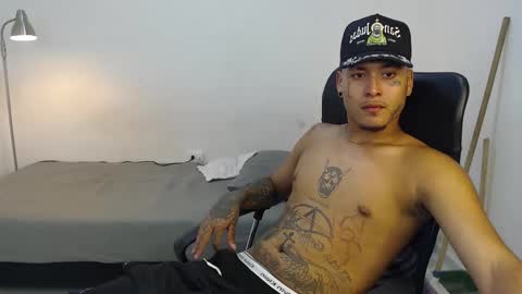 Snapshot of snak_master1 chatting on September 18, 2025, 2:57 am snak_master1 online show from September 18, 2025, 2:57 am