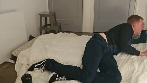 Snapshot of sneakerboy444 chatting on November 15, 2025, 9:43 pm sneakerboy444 online show from November 15, 2025, 9:43 pm