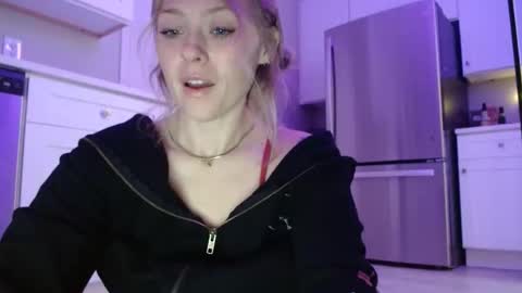 sneakyalicek online show from February 20, 2026, 7:14 pm