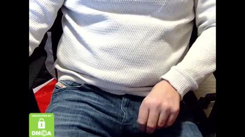 Snapshot of sneakybill82 chatting on January 2, 2025, 6:23 pm Sneakybill online show from January 2, 2025, 6:23 pm