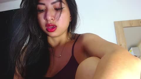 Snapshot of sneakyy_fantasy chatting on December 20, 2024, 4:53 am Hellen  online show from December 20, 2024, 4:53 am