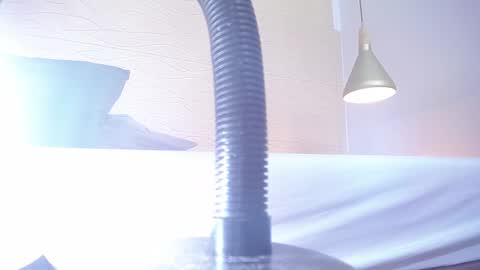 Snapshot of sneakyy_fantasy chatting on December 21, 2024, 7:35 am Hellen  online show from December 21, 2024, 7:35 am