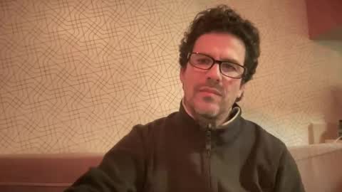 Snapshot of snfrisco76 chatting on March 26, 2026, 7:25 am snfrisco76 online show from March 26, 2026, 7:25 am