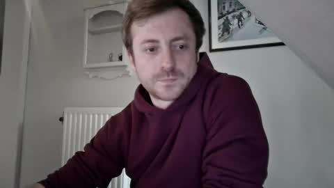 snoecks online show from April 23, 2026, 5:26 pm