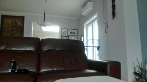 Snapshot of snoecks chatting on June 7, 2026, 7:12 am snoecks online show from June 7, 2026, 7:12 am