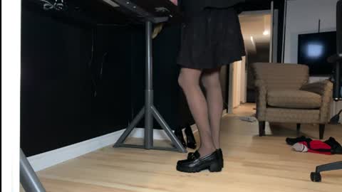 MISS SISSY CHERI online show from July 1, 2026, 12:51 pm