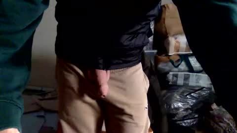 Snapshot of snoopy5644 chatting on December 13, 2024, 1:12 pm snoopy5644 online show from December 13, 2024, 1:12 pm