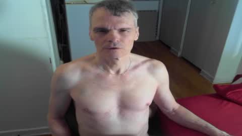 Snapshot of snoro111 chatting on January 30, 2025, 8:42 pm snoro111 online show from January 30, 2025, 8:42 pm