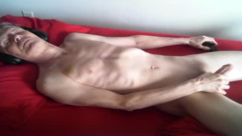 Snapshot of snoro111 chatting on February 23, 2025, 9:05 pm snoro111 online show from February 23, 2025, 9:05 pm