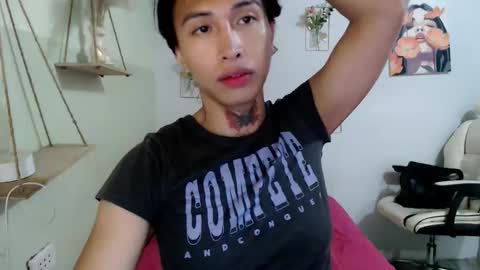 snow_2000 online show from April 1, 2026, 9:21 am