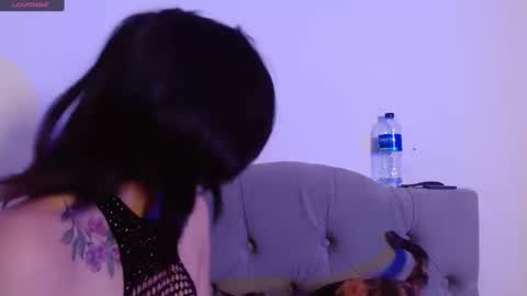 IG     OF red moonn online show from January 23, 2025, 5:21 pm