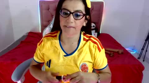 Snapshot of snowhot_69 chatting on July 7, 2026, 9:13 am snowhot_69 online show from July 7, 2026, 9:13 am