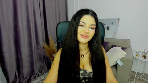 snowingwinter online show from February 27, 2025, 3:36 am