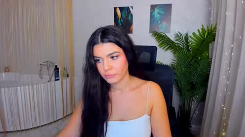 snowingwinter online show from March 9, 2025, 7:26 pm