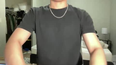 snowliht online show from November 30, 2025, 10:58 pm