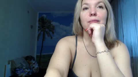 Snapshot of soaring_love chatting on February 5, 2025, 4:37 am Masha online show from February 5, 2025, 4:37 am