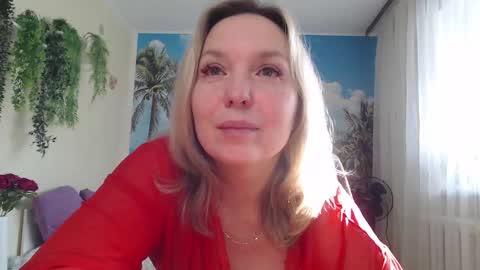 Snapshot of soaring_love chatting on February 26, 2025, 10:58 am Masha online show from February 26, 2025, 10:58 am