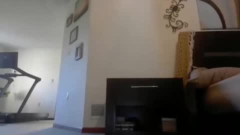 soccerboyfitsmooth90 online show from April 20, 2026, 12:19 pm