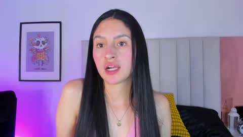 Soffy  online show from May 12, 2026, 12:13 pm
