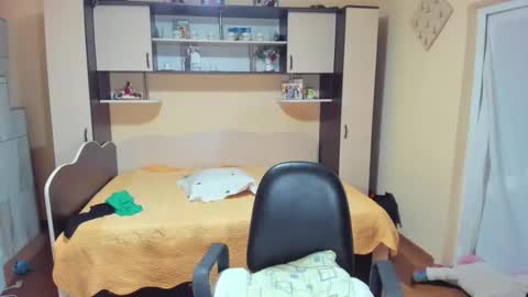 Snapshot of soffy_skye chatting on February 1, 2026, 4:44 am Soffy online show from February 1, 2026, 4:44 am