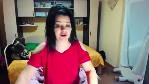 Snapshot of soffy_skye chatting on February 26, 2026, 5:17 am Soffy online show from February 26, 2026, 5:17 am