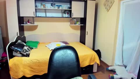 Snapshot of soffy_skye chatting on February 27, 2026, 6:35 am Soffy online show from February 27, 2026, 6:35 am