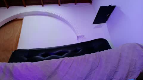 Sofia online show from October 15, 2025, 11:54 am