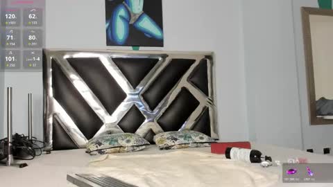 sofi_gomeez online show from October 21, 2025, 3:29 am