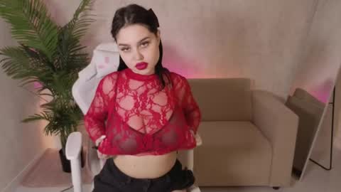 Snapshot of sofi_lunell chatting on June 2, 2026, 9:22 am sofi_lunell online show from June 2, 2026, 9:22 am