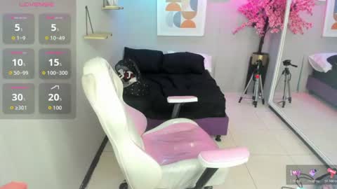Sofia  online show from July 18, 2026, 7:39 pm