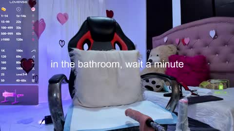 Snapshot of sofi_ruiz_ chatting on February 17, 2026, 9:32 pm Sofia online show from February 17, 2026, 9:32 pm