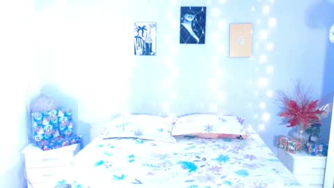 sofi smith online show from December 13, 2024, 7:32 pm