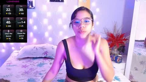 sofi smith online show from December 19, 2024, 9:49 pm