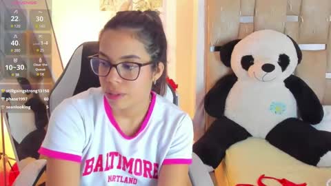 sofi smith online show from February 25, 2025, 2:25 am