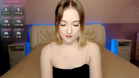 Snapshot of sofi_x_moon chatting on March 18, 2026, 2:58 am Sofi online show from March 18, 2026, 2:58 am