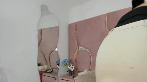 SOFIA online show from March 19, 2026, 9:08 pm