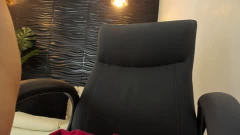 Skarlett online show from February 7, 2025, 4:46 pm