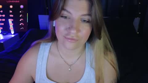 Snapshot of sofia__fairy chatting on March 6, 2025, 8:19 am Sofia Lush is active PVT is open Welcome to the world of pleasure online show from March 6, 2025, 8:19 am