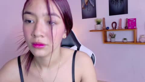 sofia_arango1107 online show from January 15, 2026, 6:22 pm