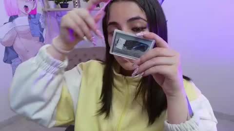 sofia_lara28 online show from June 24, 2026, 6:18 pm