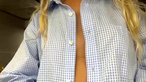 Snapshot of sofia_marbella chatting on June 20, 2026, 2:14 am sofia_marbella online show from June 20, 2026, 2:14 am