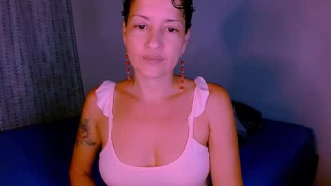 Sofia  online show from October 23, 2025, 10:41 pm