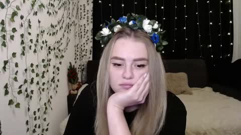sofia_rosemary online show from January 11, 2025, 12:50 pm