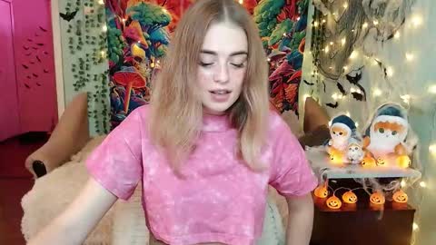 sofia_rosemary online show from October 30, 2025, 5:46 pm