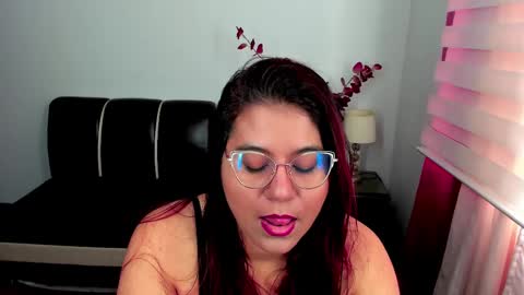 sofia_sorceress online show from February 17, 2025, 12:48 pm