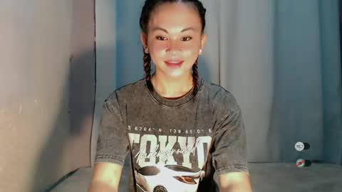 Snapshot of sofia_sweetheart18 chatting on June 19, 2026, 9:24 am sofia_sweetheart18 online show from June 19, 2026, 9:24 am