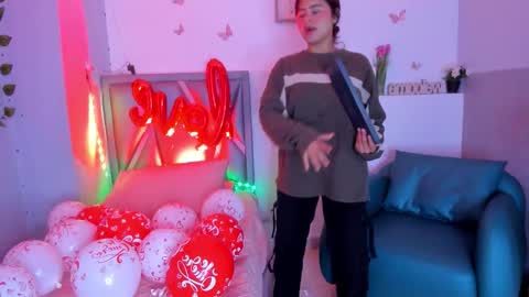 Sofa online show from February 14, 2026, 12:02 pm