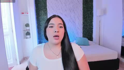 Sofia caramel online show from November 25, 2025, 4:29 pm