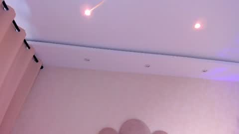 Snapshot of sofiagomez_1 chatting on June 10, 2026, 7:02 pm SOFI online show from June 10, 2026, 7:02 pm