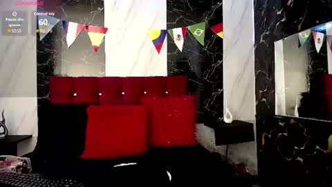 Snapshot of sofiamoreno_ chatting on June 19, 2026, 7:28 pm Sofia online show from June 19, 2026, 7:28 pm